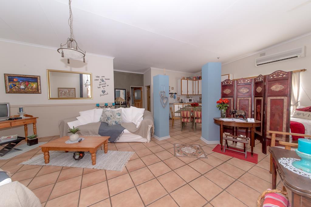 Tarentaalrand Guesthouse Upington Ngoại thất bức ảnh
