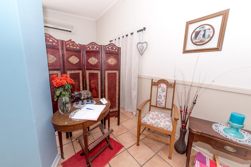 Tarentaalrand Guesthouse Upington Ngoại thất bức ảnh
